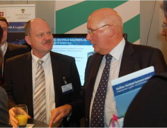 Minister Webel und Prof Schenk Galileo-Stand BVL 2011